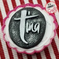 itsonlycake.de-tina-turner-black-cupcake-topper-fondant09s